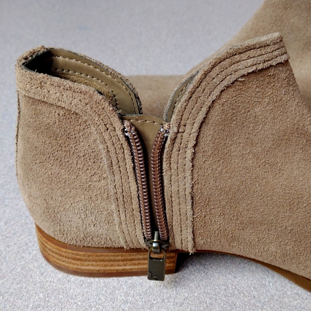 SOLD🌹Kookaburra Cheyenne by UGG Women's Tan Ankle Boots Sz 8 M Tan Ankle Boot - Picture 5 of 8